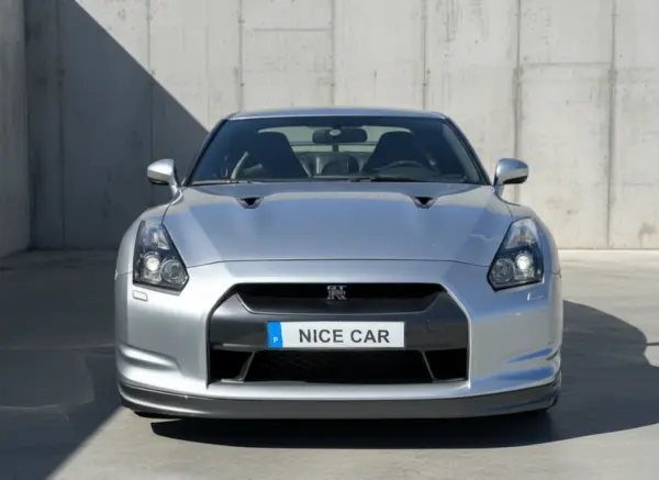 Nissan GT-R 3.8 V6 Premium Edition 2