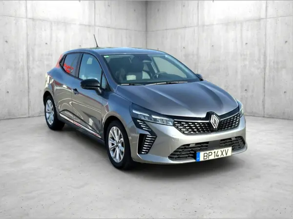 Renault Clio 1.0 TCe Techno Bi-Fuel 3