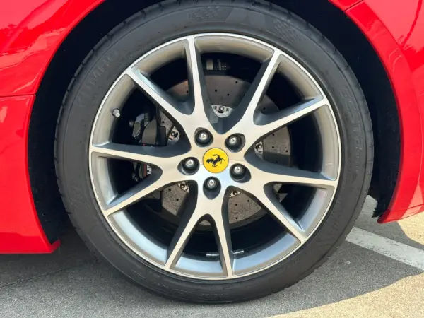 Ferrari California 25