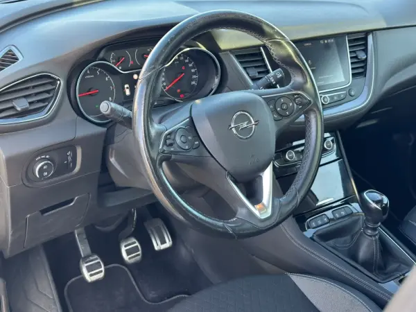 Opel Grandland X 1.2 T Innovation 23