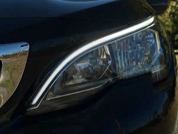 Peugeot 3008 1.5 BlueHDi Active Pack 16