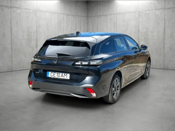 Peugeot 308 SW BlueHDi 130 EAT8 Allure 6