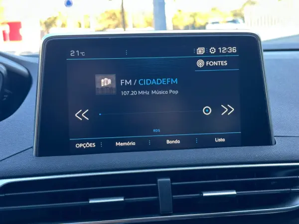 Peugeot 3008 PureTech 130 Stop & Start GPF EAT8 Allure 27