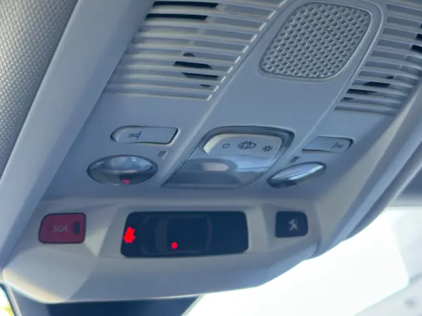 Peugeot 3008 PureTech 130 Stop & Start GPF EAT8 Allure 37