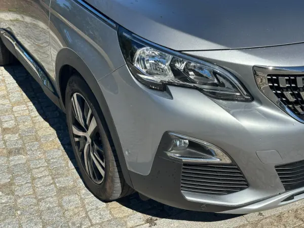 Peugeot 3008 PureTech 130 Stop & Start GPF EAT8 Allure 8