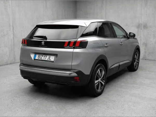 Peugeot 3008 PureTech 130 Stop & Start GPF EAT8 Allure 6