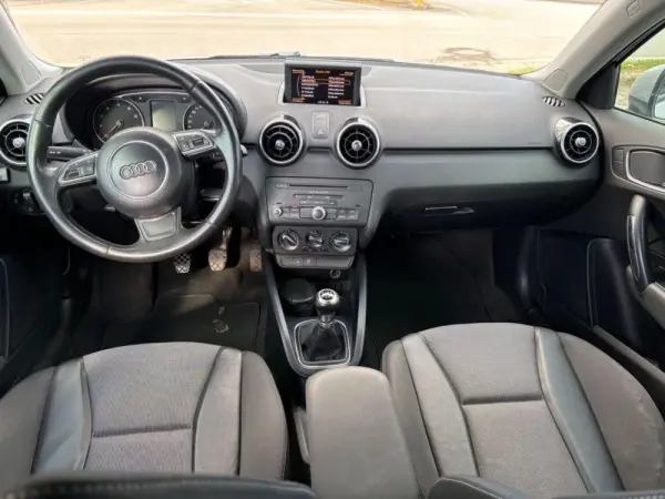 Audi A1 Sportback 1.6 TDI design 3