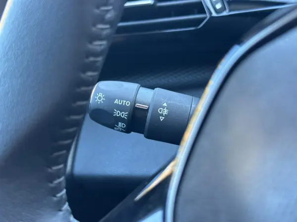 Peugeot 308 SW BlueHDi 130 EAT8 Allure 43