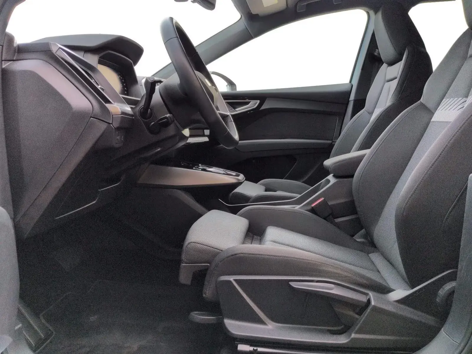 Audi Q4 e-tron 40 82 kWH 7