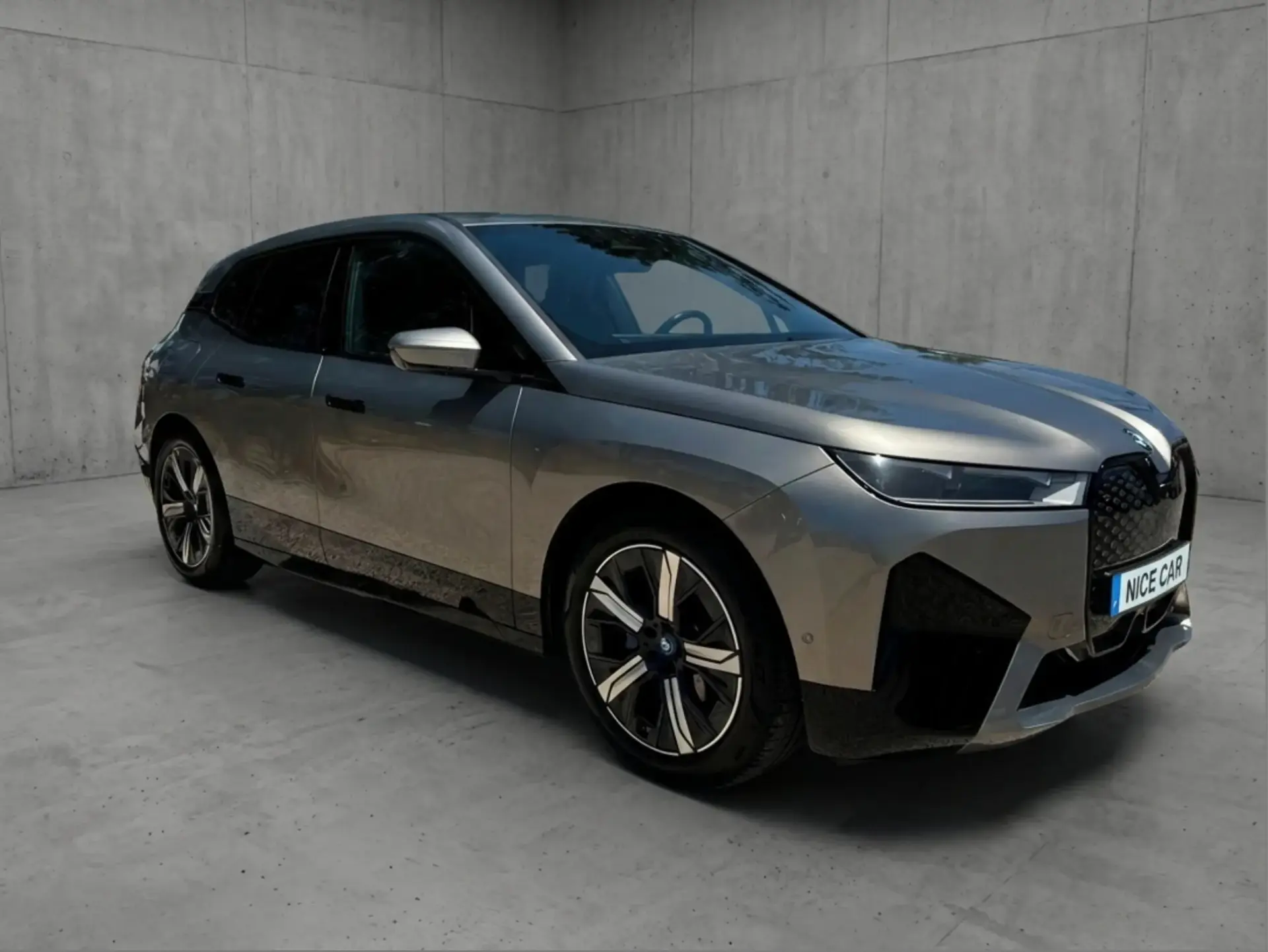 BMW iX xDrive 40 3