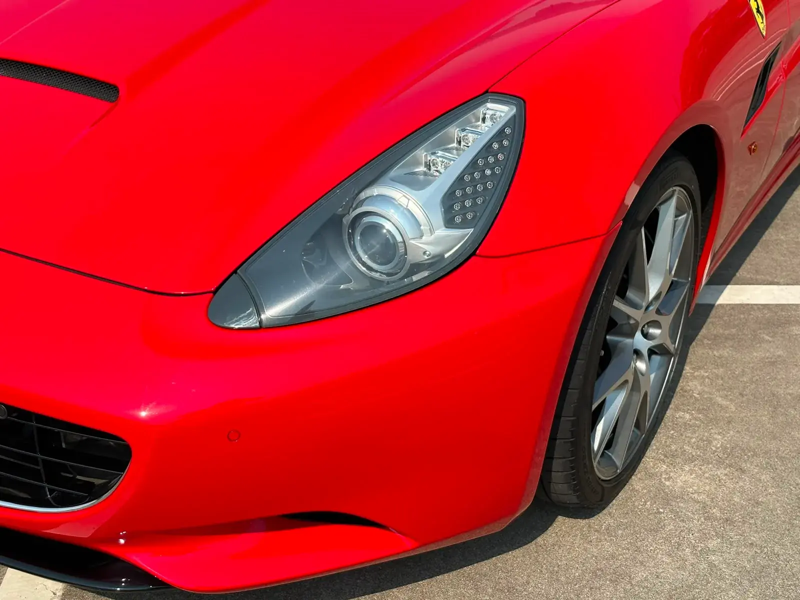 Ferrari California 4.3 V8 8