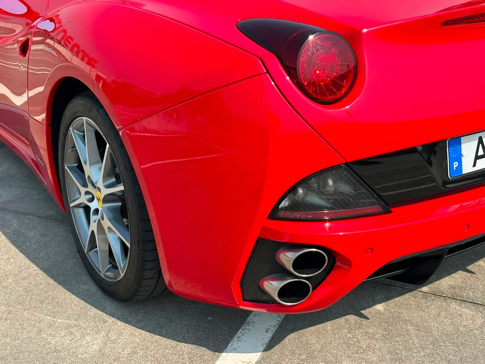 Ferrari California 4.3 V8 19