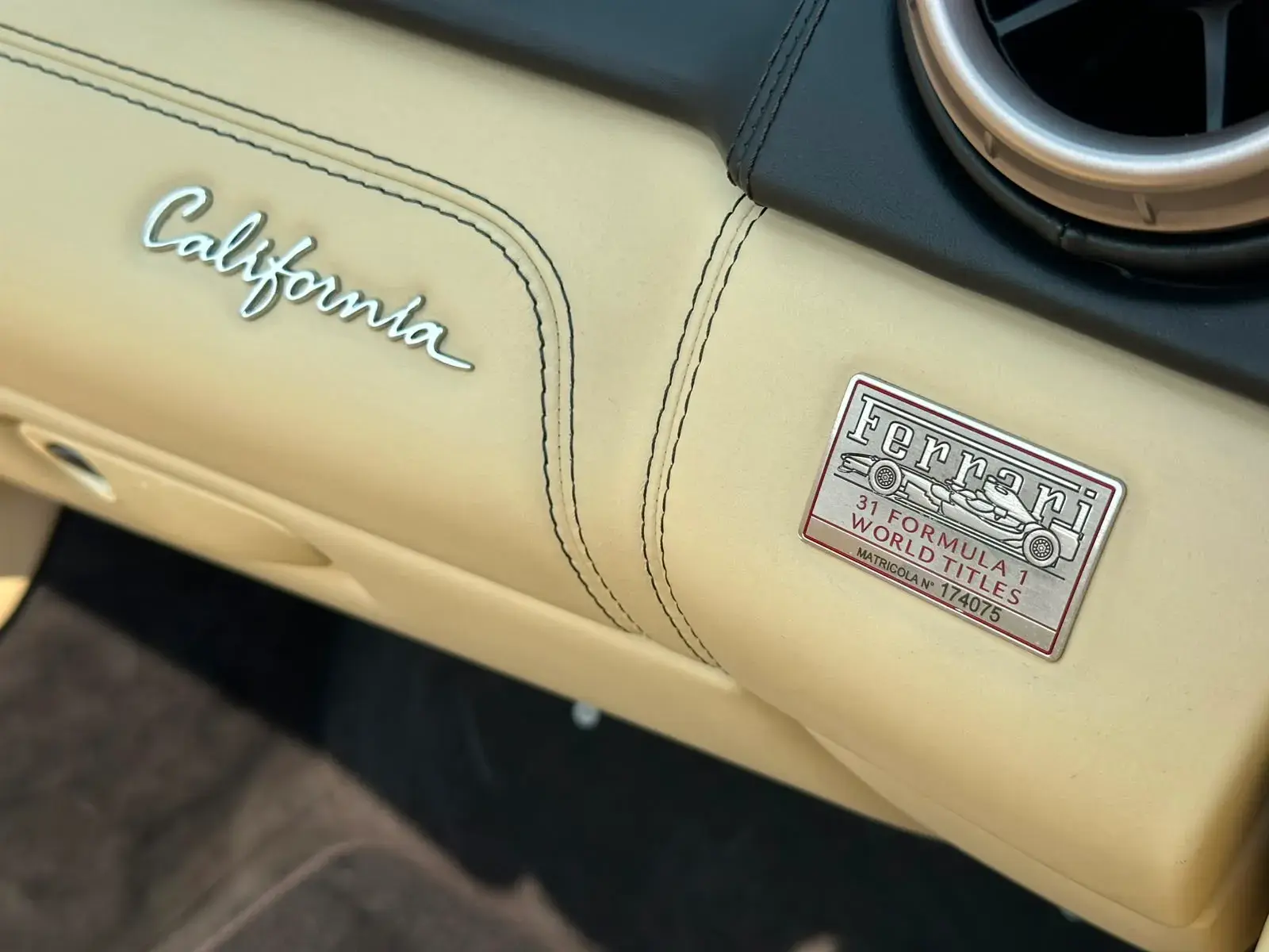 Ferrari California 4.3 V8 38