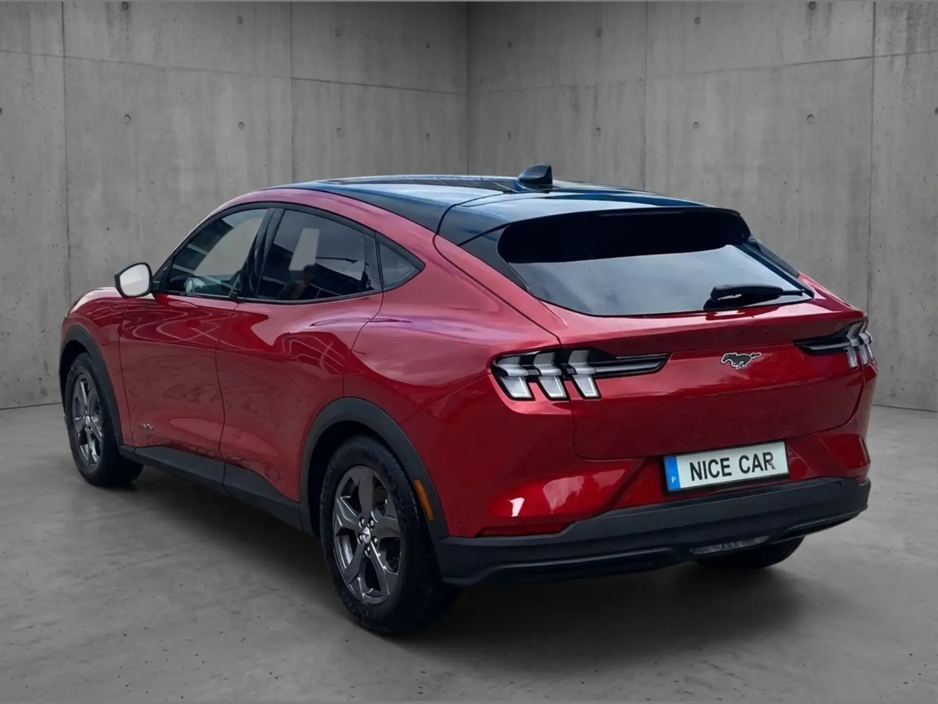 Ford Mustang Mach-E 98.7 kWh Premium 4