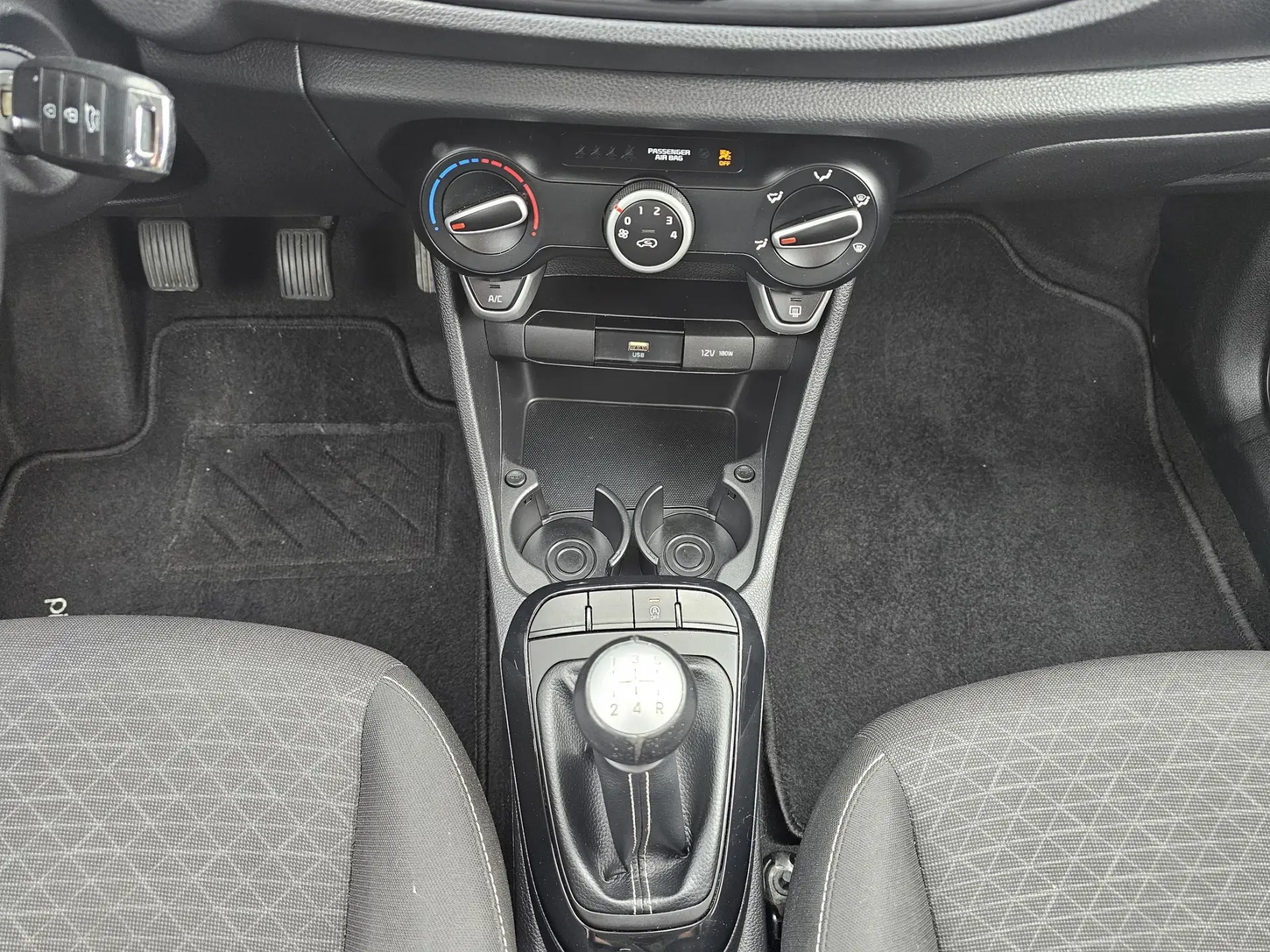 Kia Picanto 1.0 CVVT Urban 12