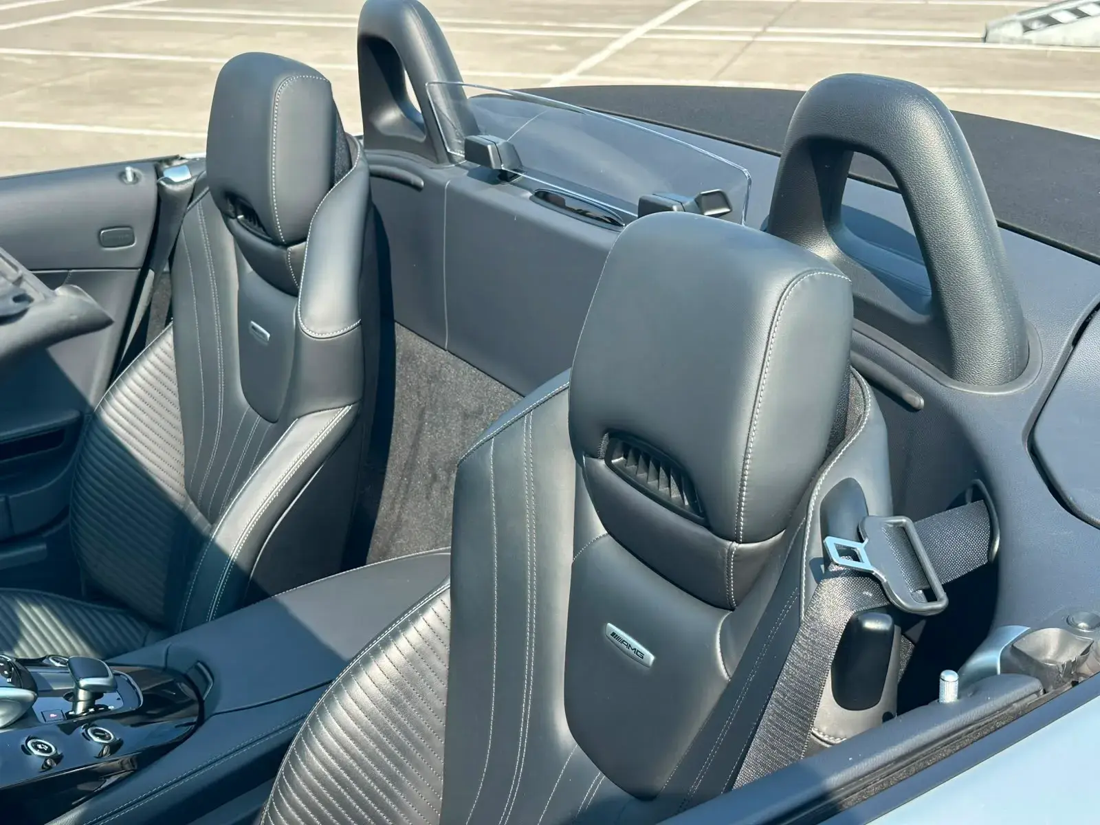 Mercedes-Benz AMG GT Roadster 31