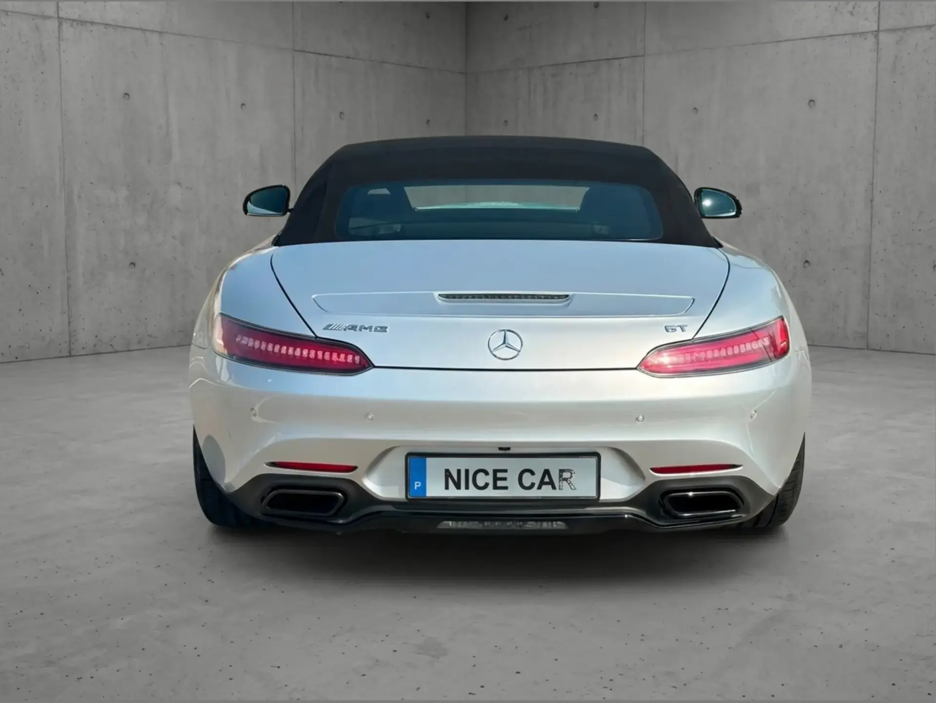 Mercedes-Benz AMG GT Roadster 77