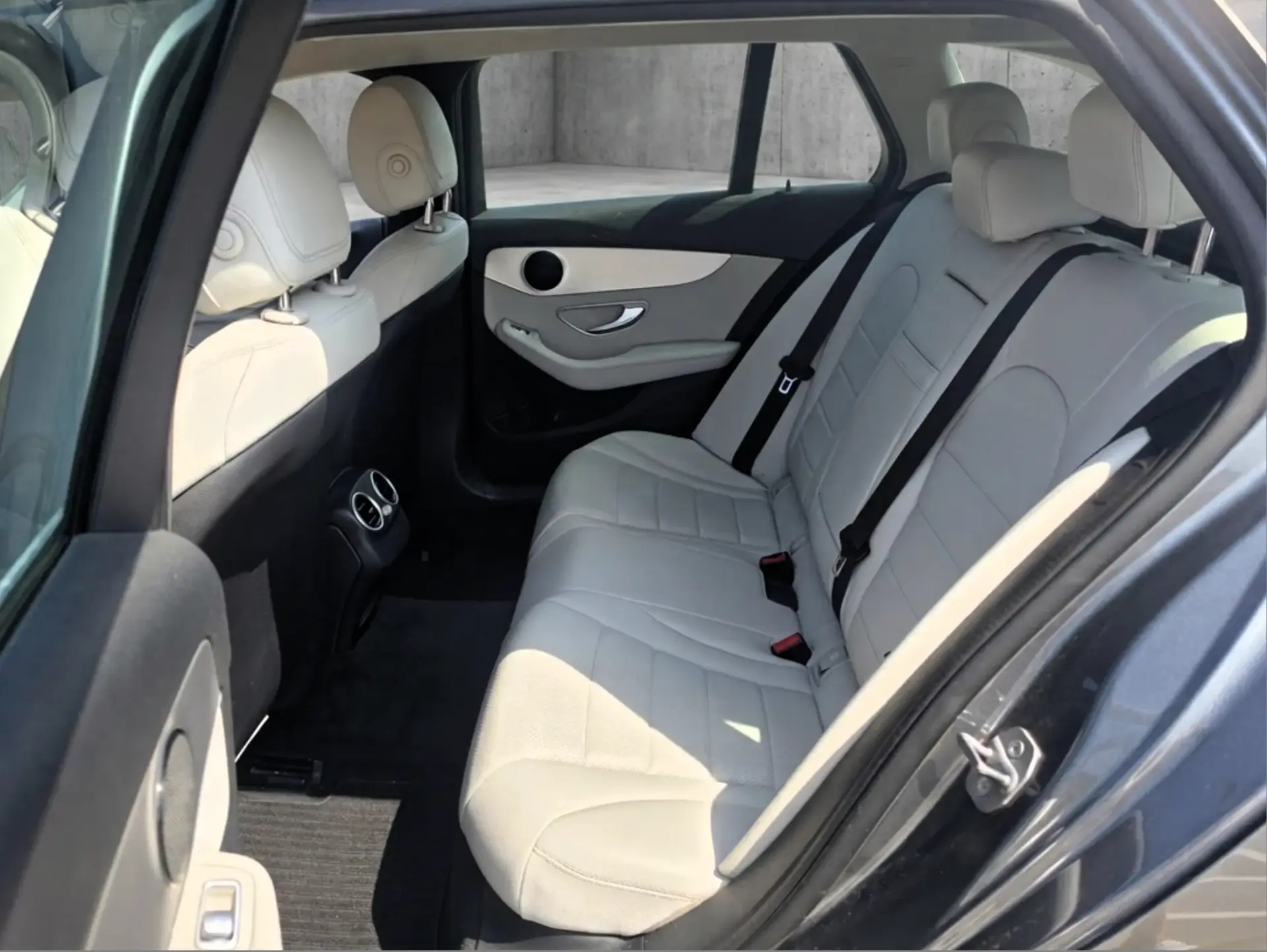 Mercedes-Benz C 200 BlueTEC Avantgarde 10