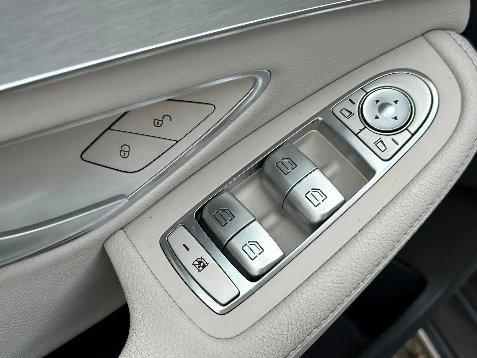 Mercedes-Benz C 200 BlueTEC Avantgarde 18