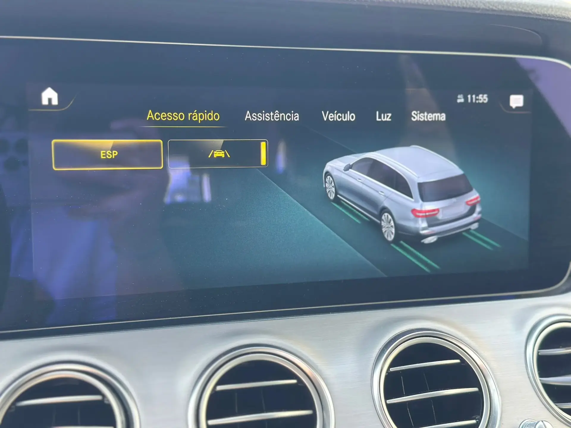 Mercedes-Benz E 220 d Avantgarde 26