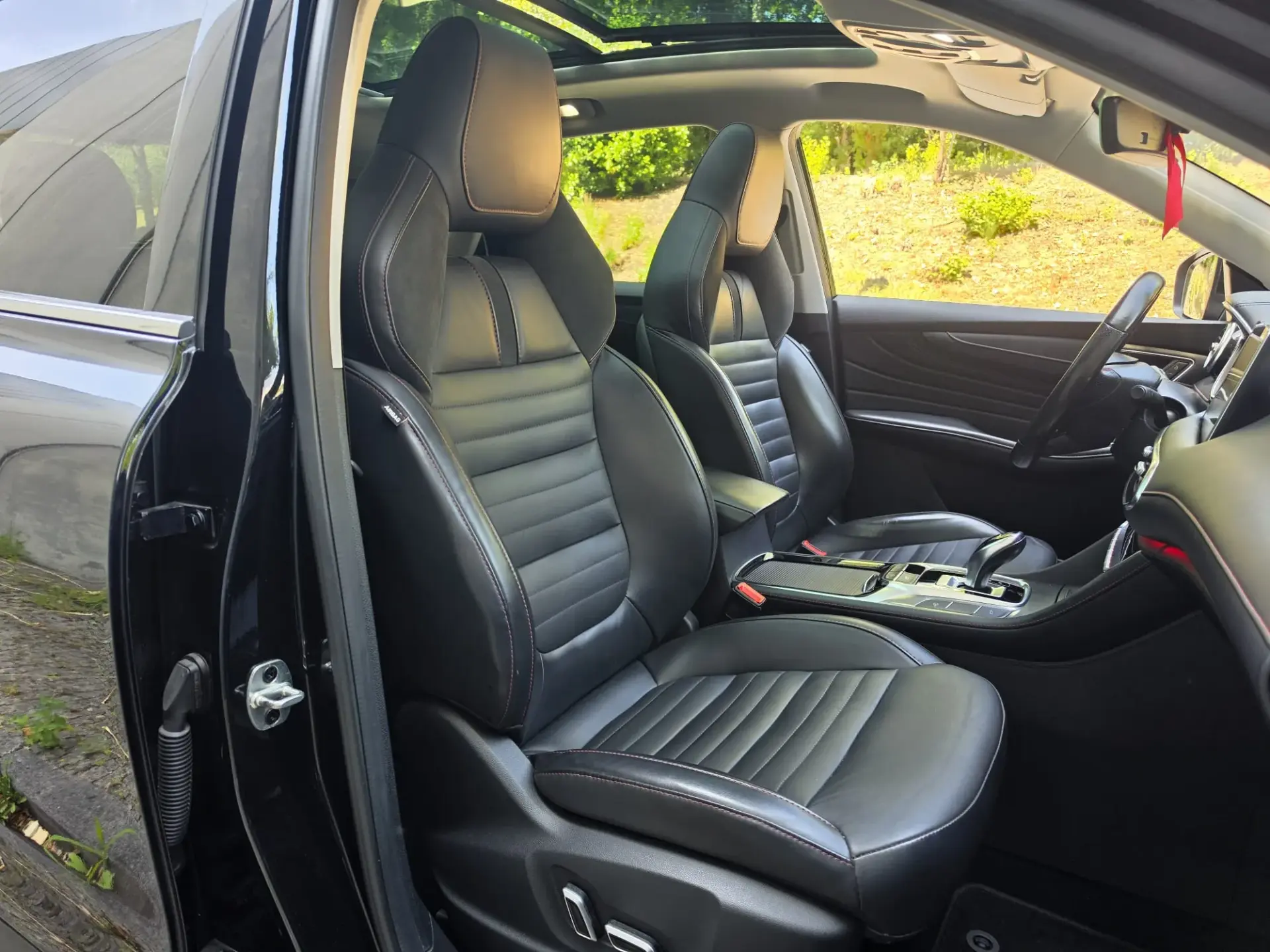 MG EHS 1.5 T-GDI Plug-in Hybrid Luxury 15