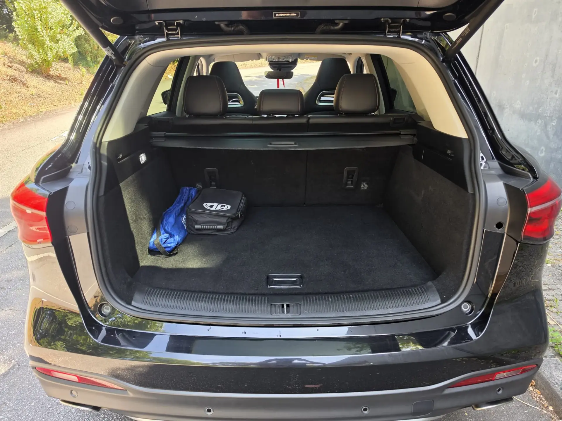 MG EHS 1.5 T-GDI Plug-in Hybrid Luxury 19
