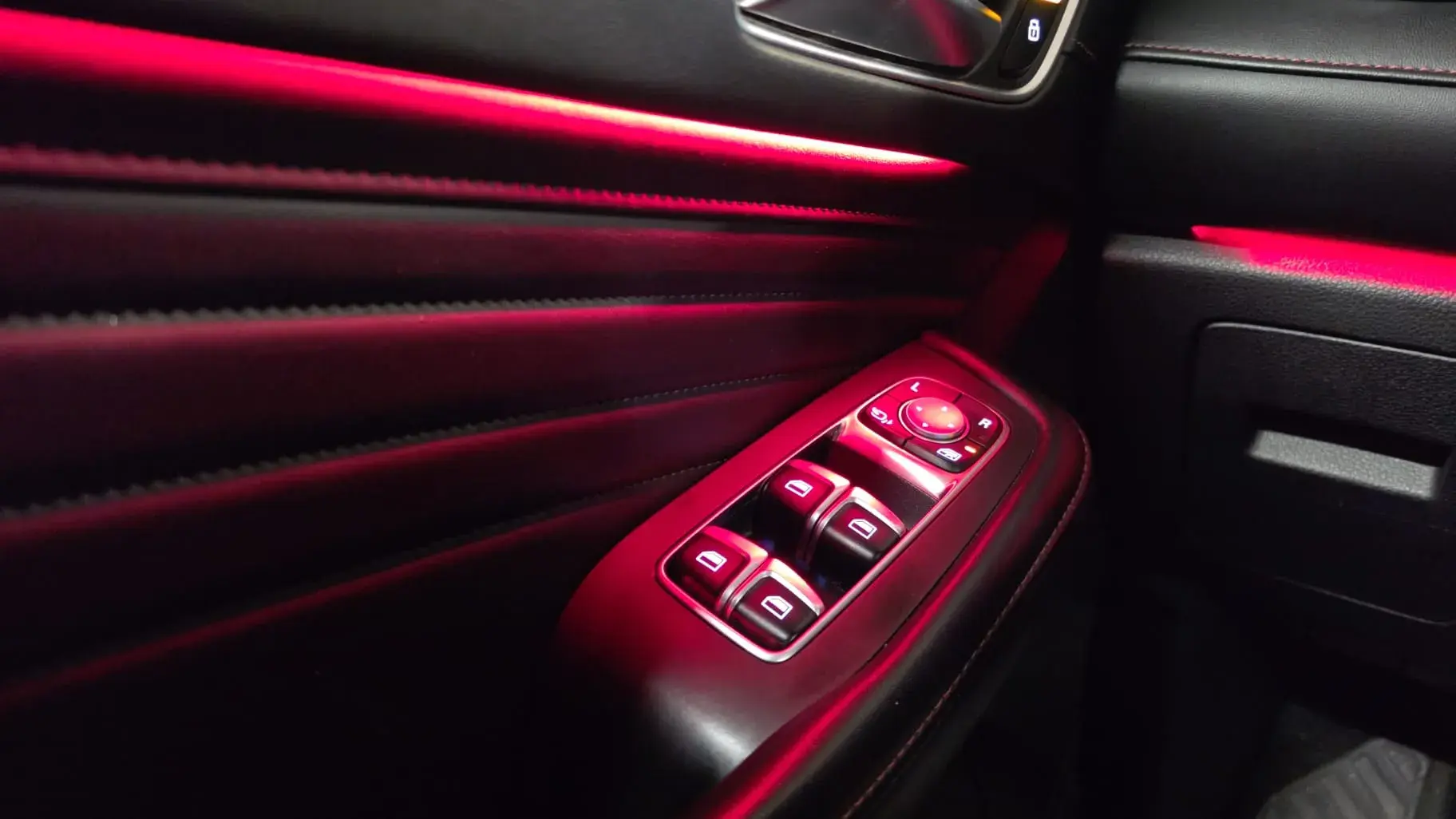 MG EHS 1.5 T-GDI Plug-in Hybrid Luxury 24
