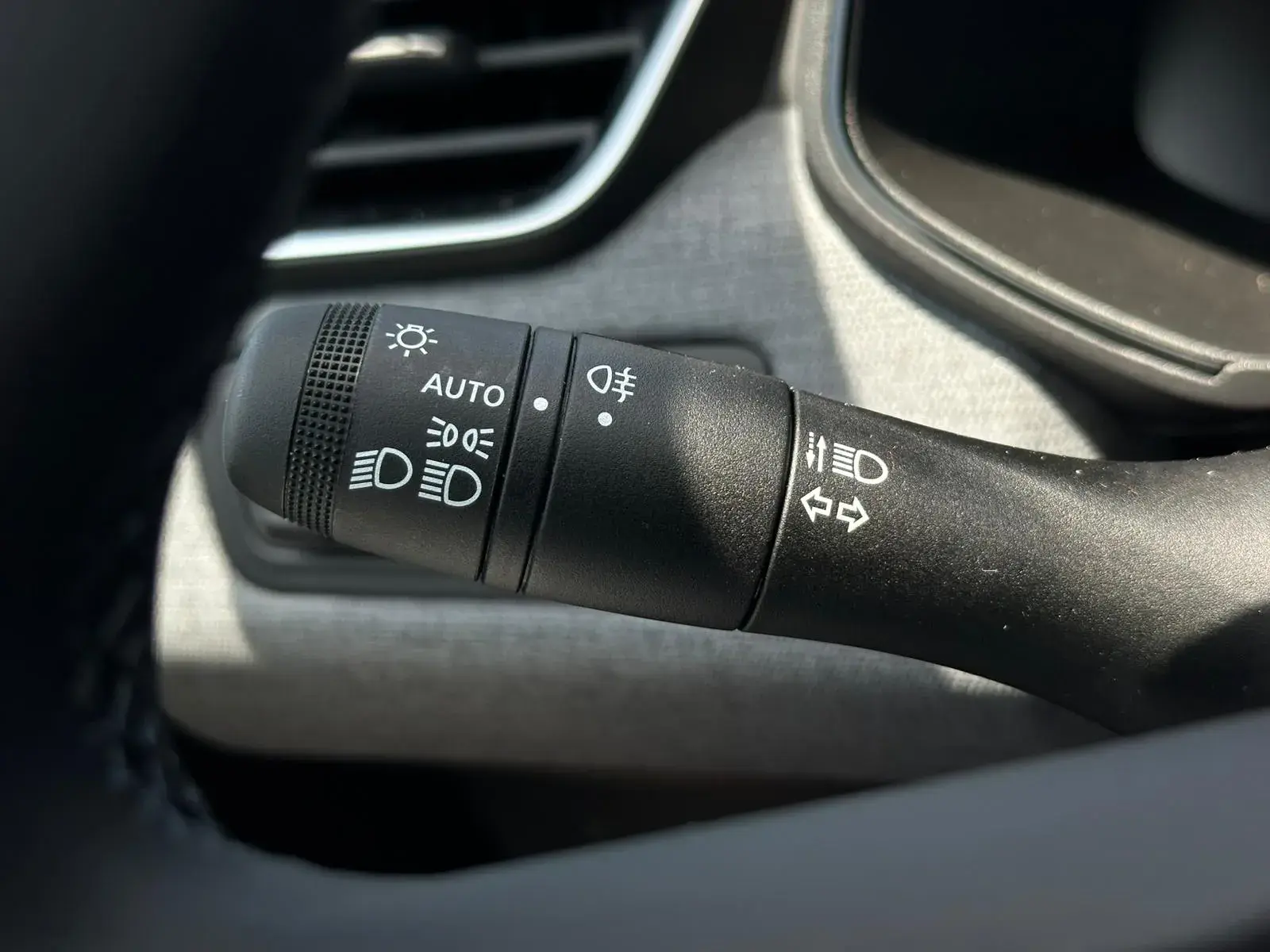 Mitsubishi Colt 1.0 MPI-T Kaiteki 26