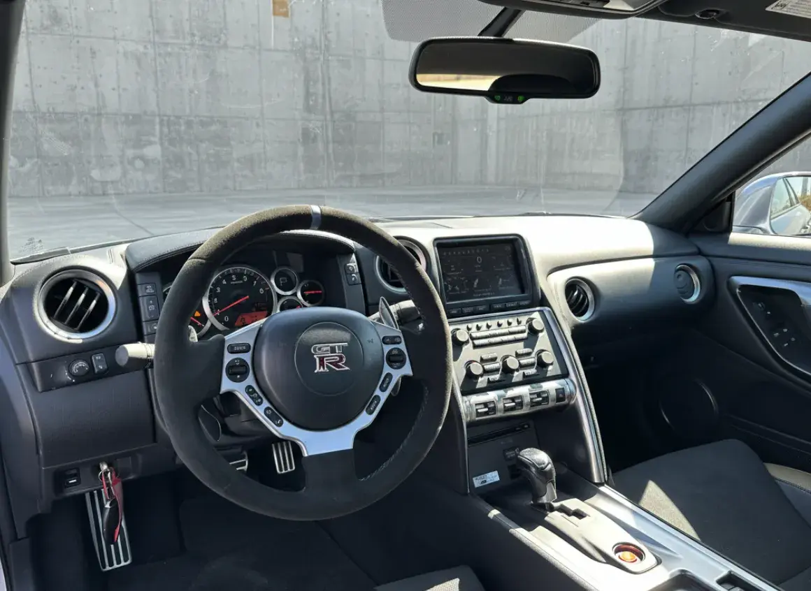 Nissan GT-R 3.8 V6 Premium Edition 7