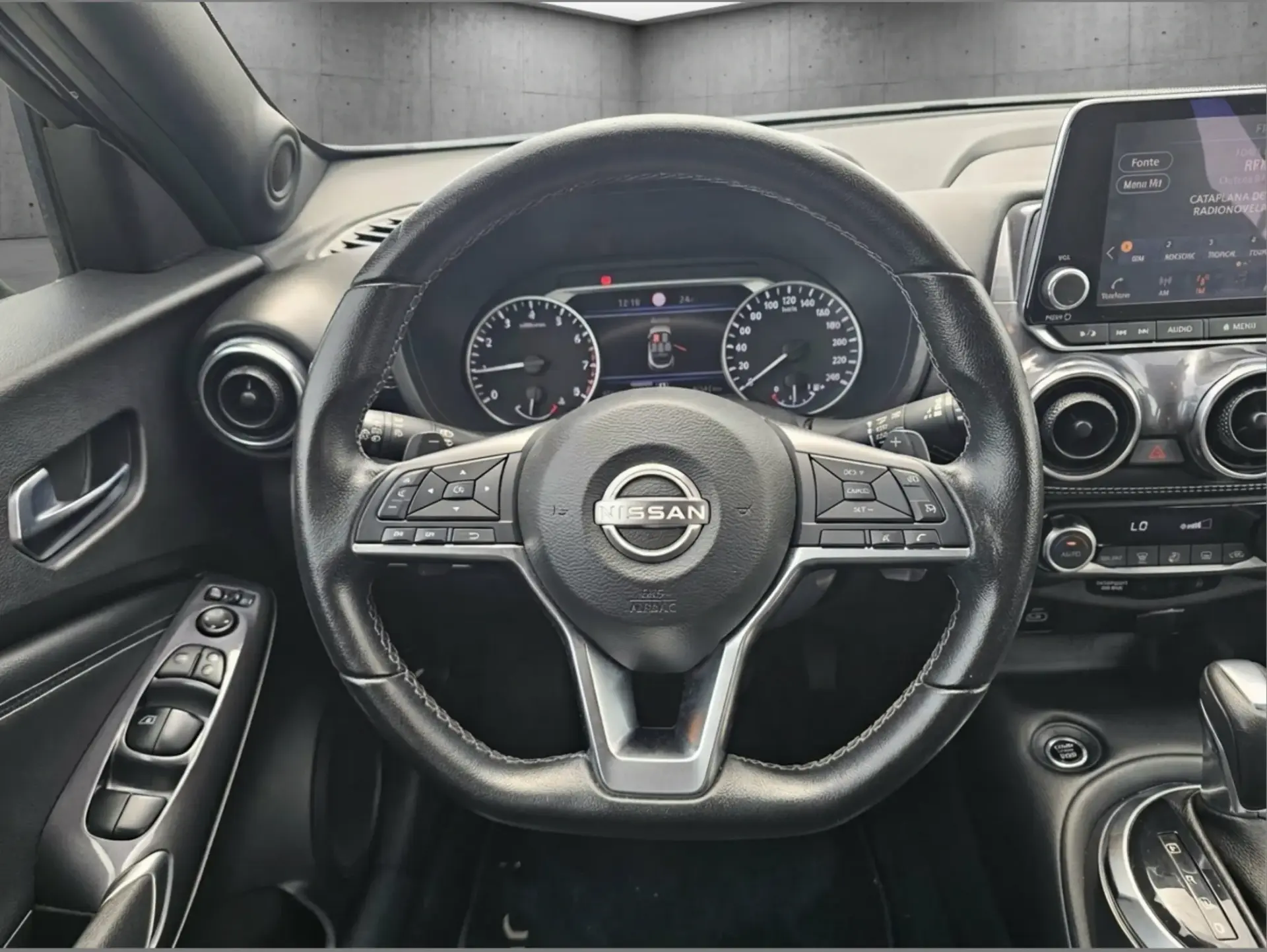 Nissan Juke 1.0 DIG-T N-Connecta NAV. DCT 8