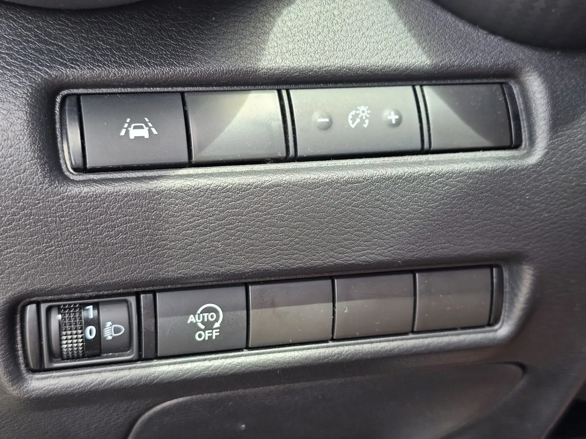 Nissan Juke 1.0 DIG-T N-Connecta NAV. DCT 16