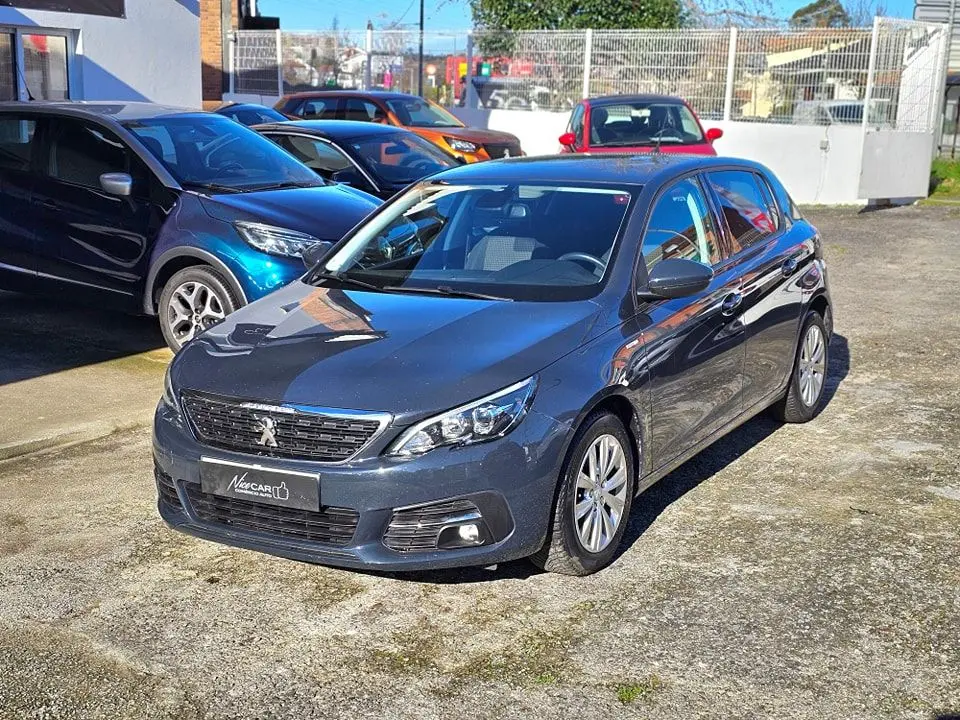 Peugeot 308 1.5 BlueHDi Style 1
