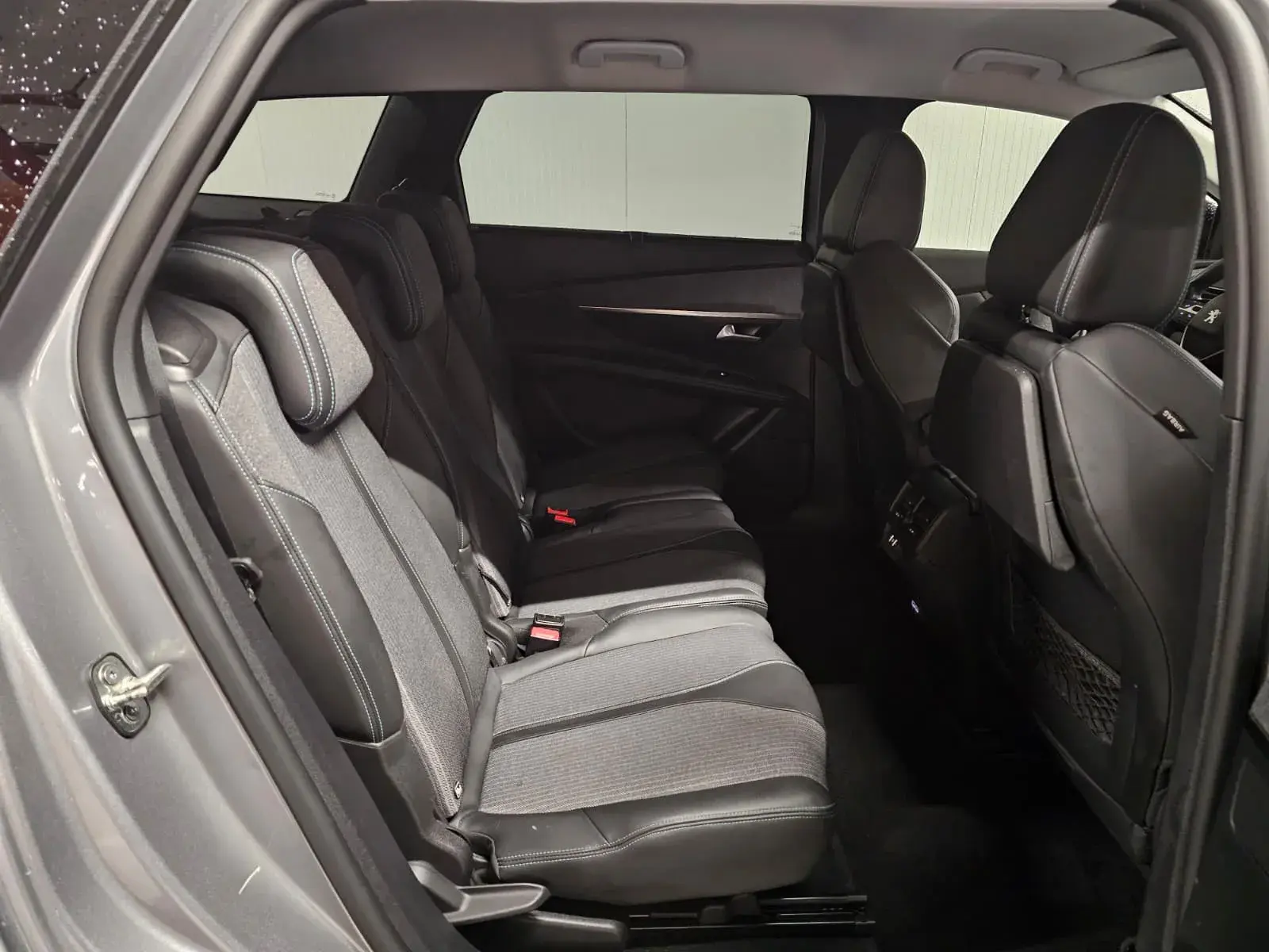 Peugeot 5008 1.2 PureTech Allure EAT8 10