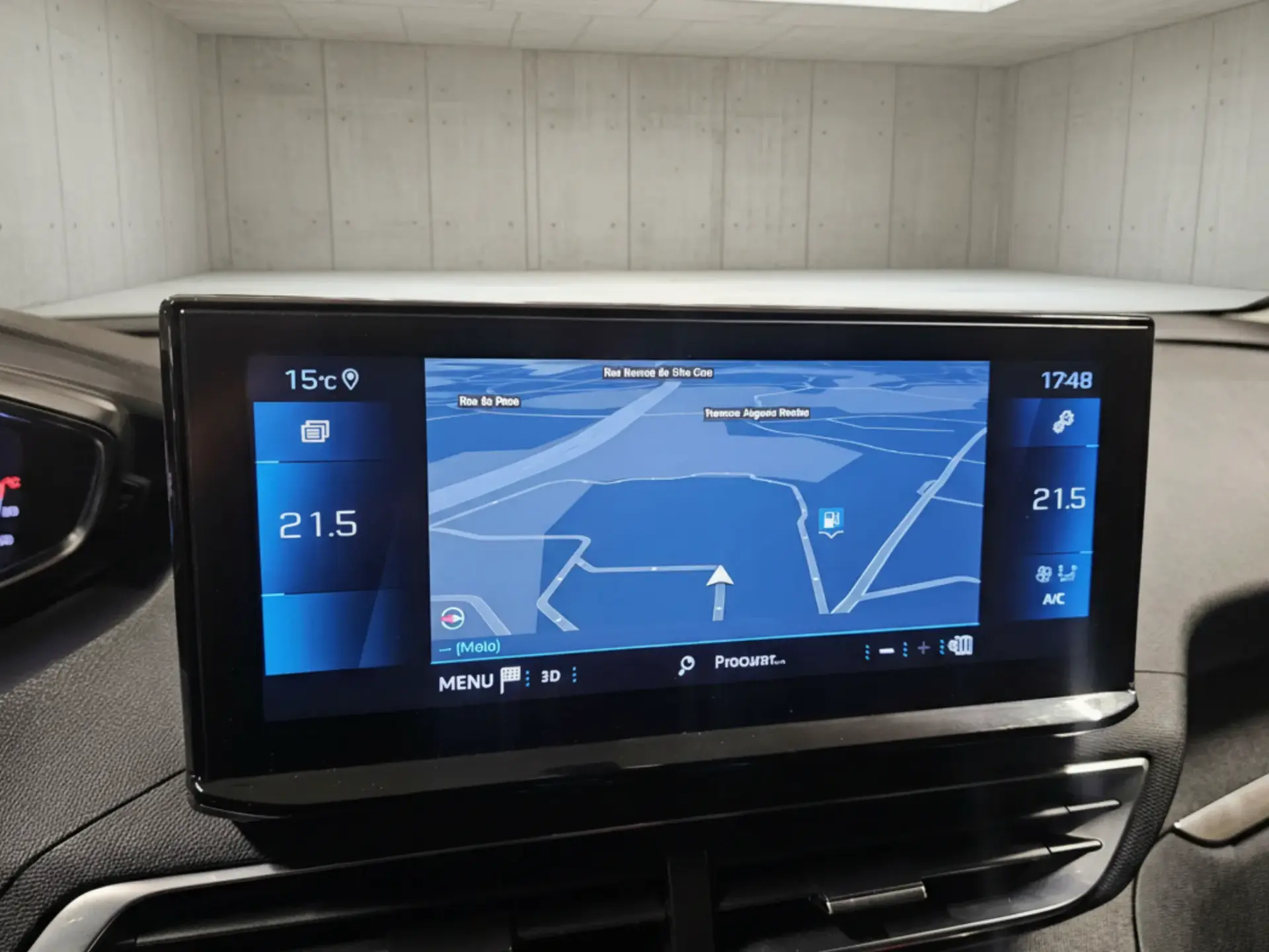Peugeot 5008 1.2 PureTech Allure EAT8 13