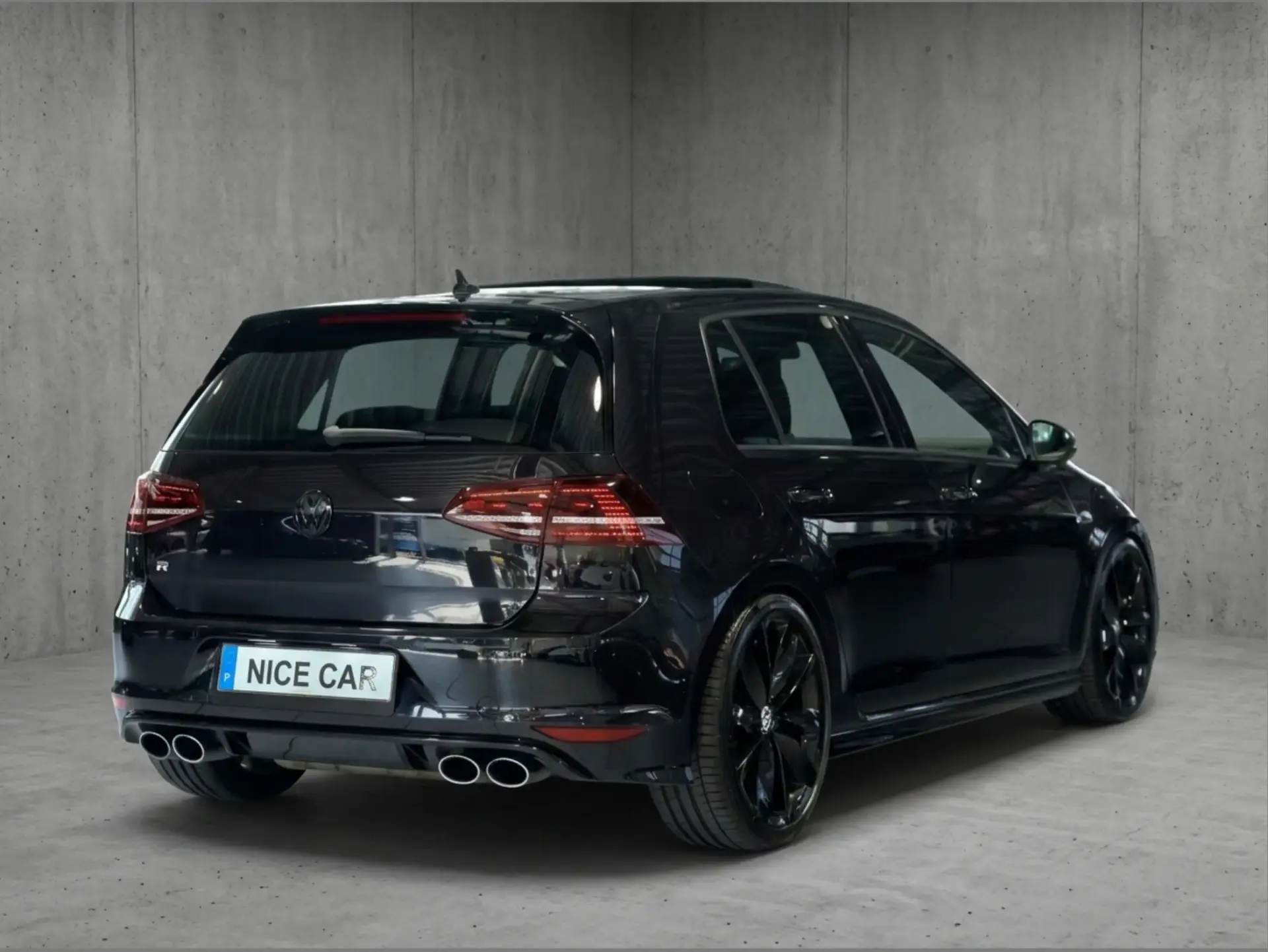 Volkswagen Golf 2.0 TSi R DSG 3