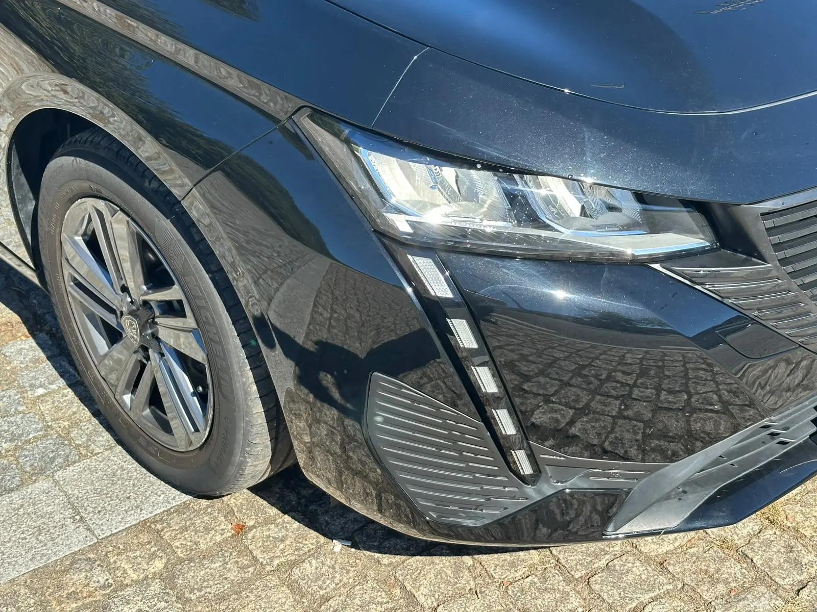 Peugeot 308 SW BlueHDi 130 EAT8 Allure 8