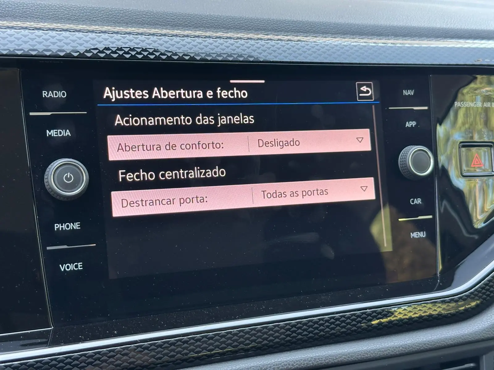 Volkswagen Polo 1.0 TSI Life 27