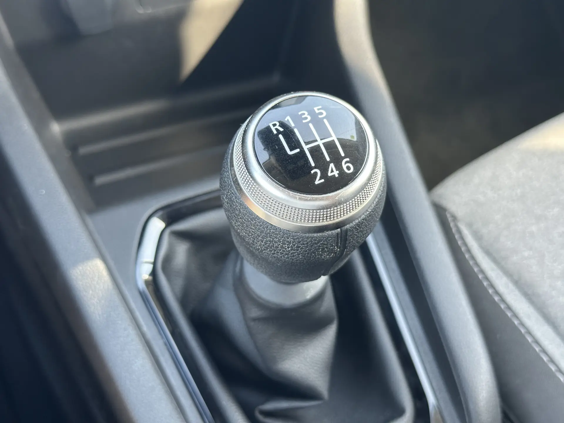 Renault Clio 1.0 TCe Techno Bi-Fuel 9
