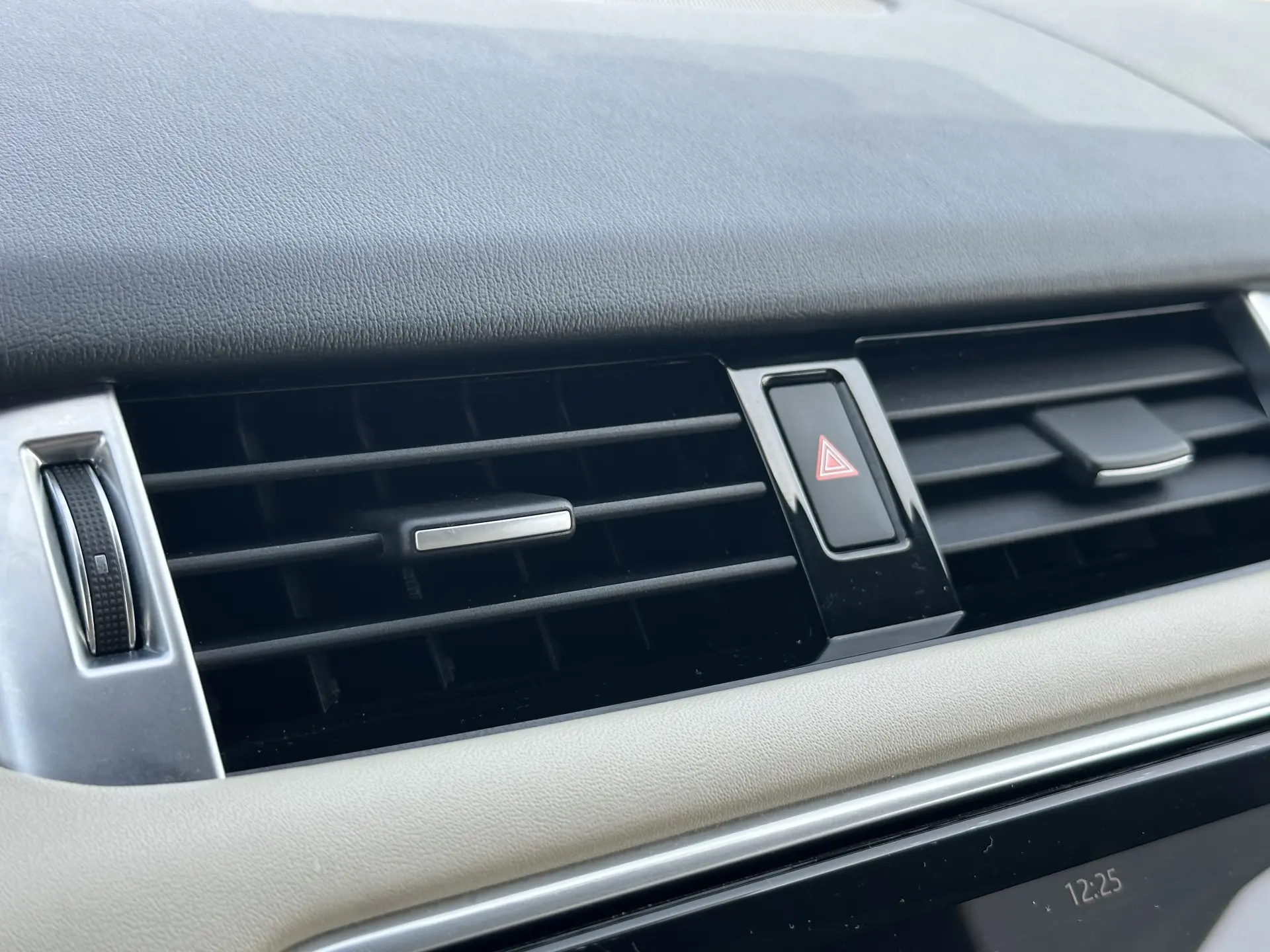 Land Rover Range Rover Sport P400e SE 45