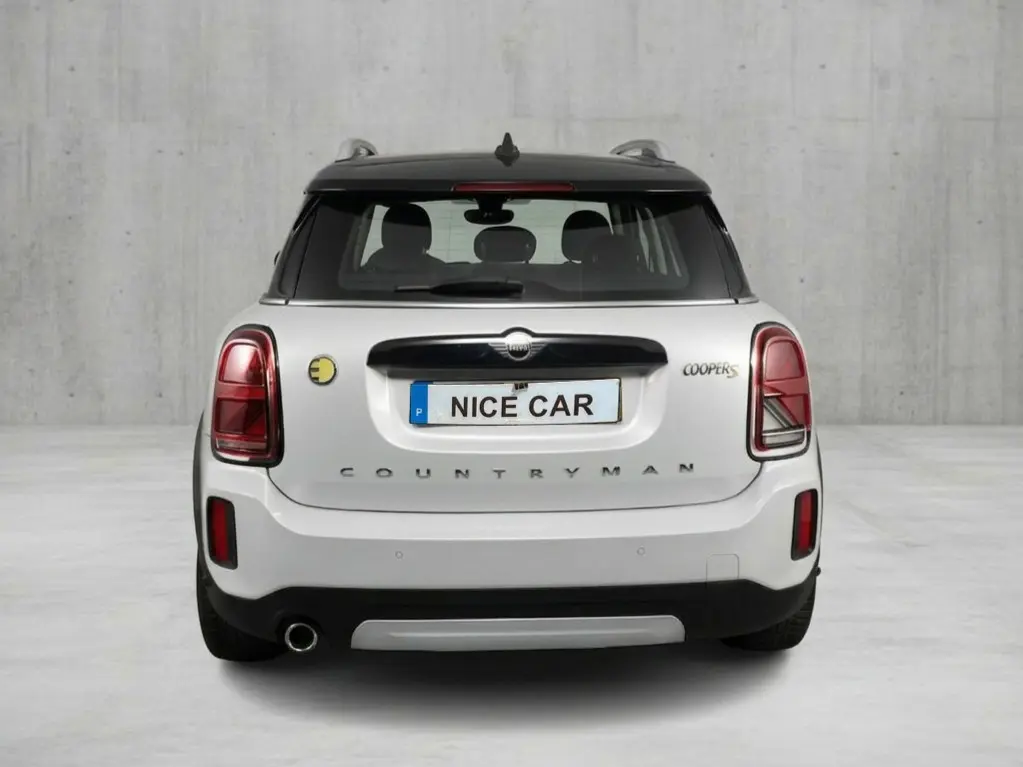 MINI Countryman Cooper SE ALL4 Auto 2