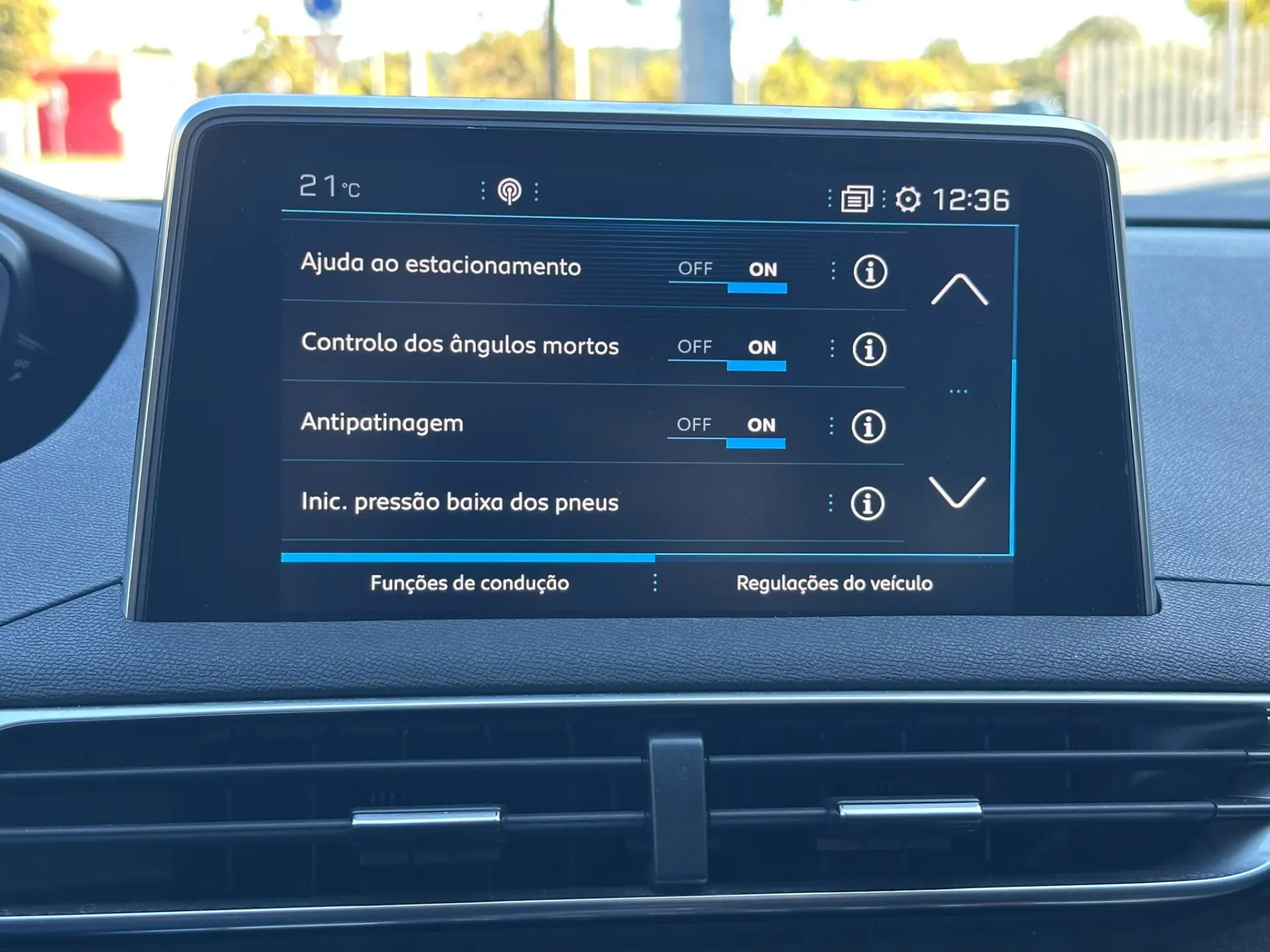 Peugeot 3008 PureTech 130 Stop & Start GPF EAT8 Allure 30