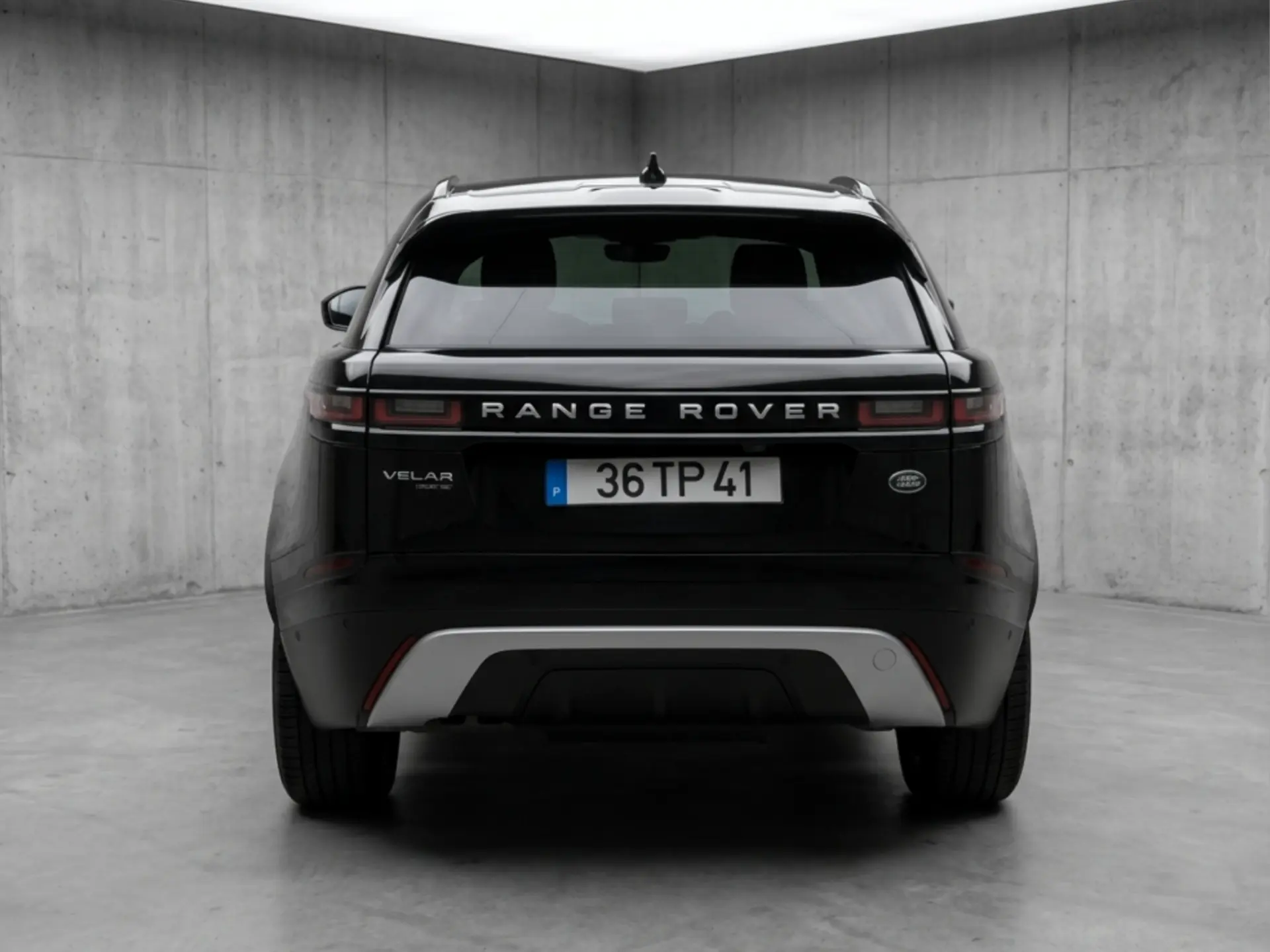 Land Rover Range Rover Velar 2.0 D SE 6