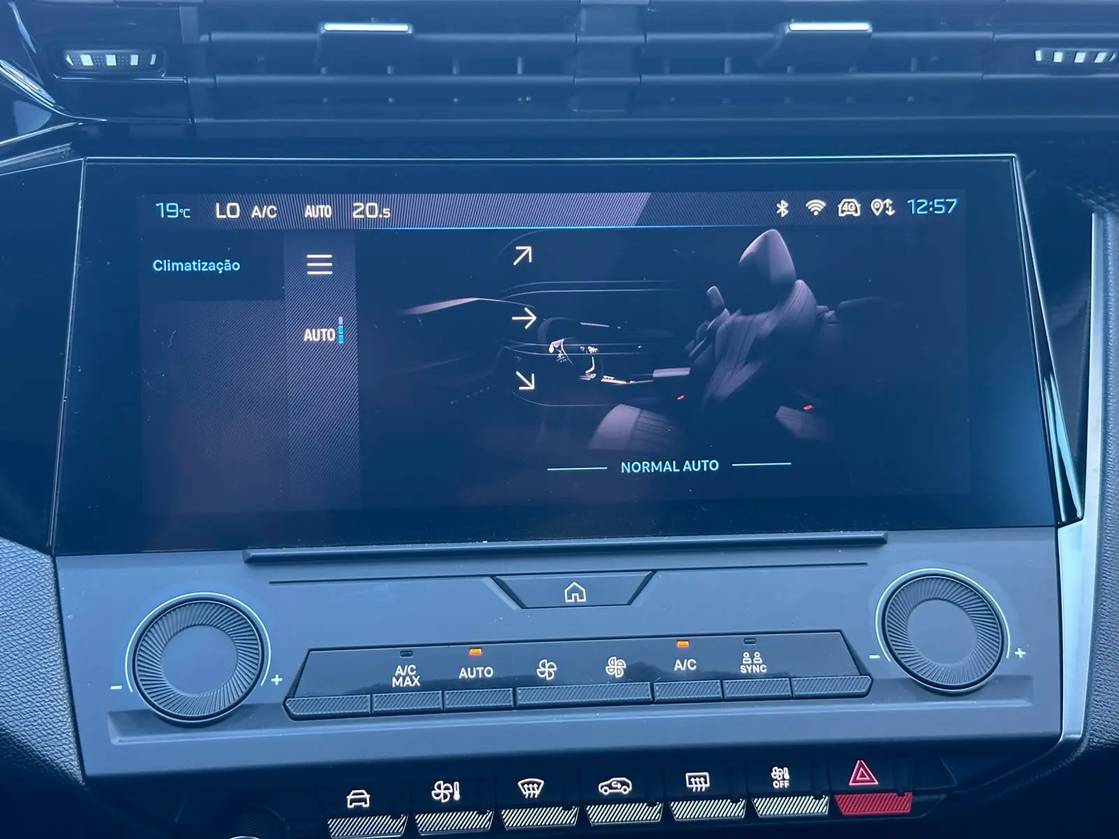 Peugeot 308 SW BlueHDi 130 EAT8 Allure 38