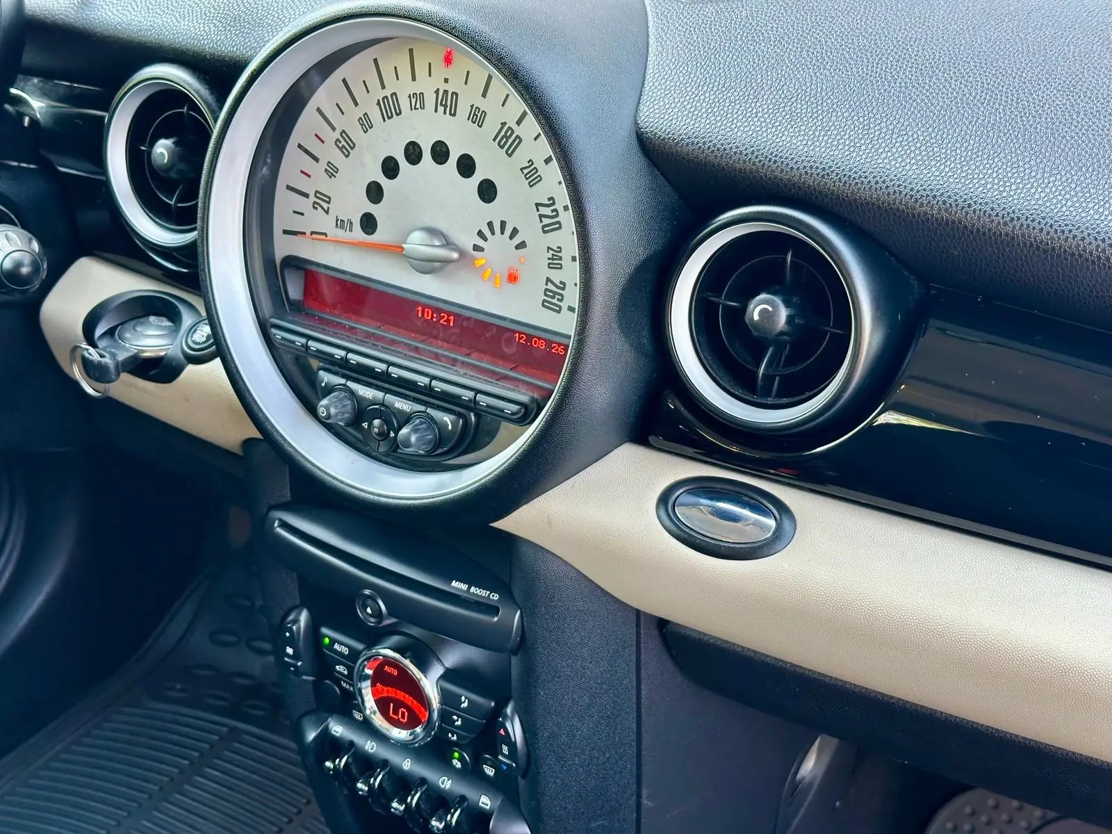 MINI 3 Portas One D 29