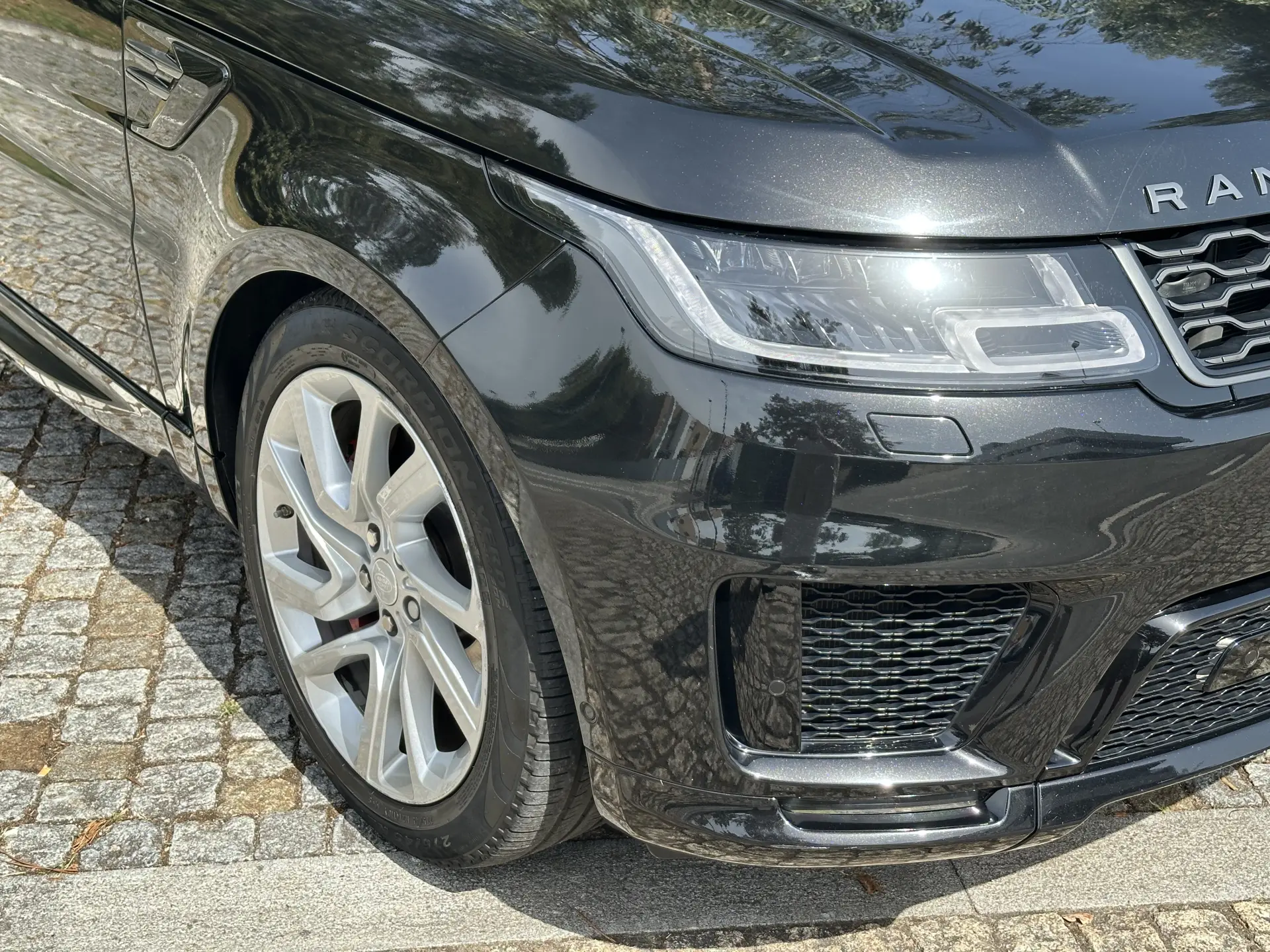 Land Rover Range Rover Sport P400e SE 9