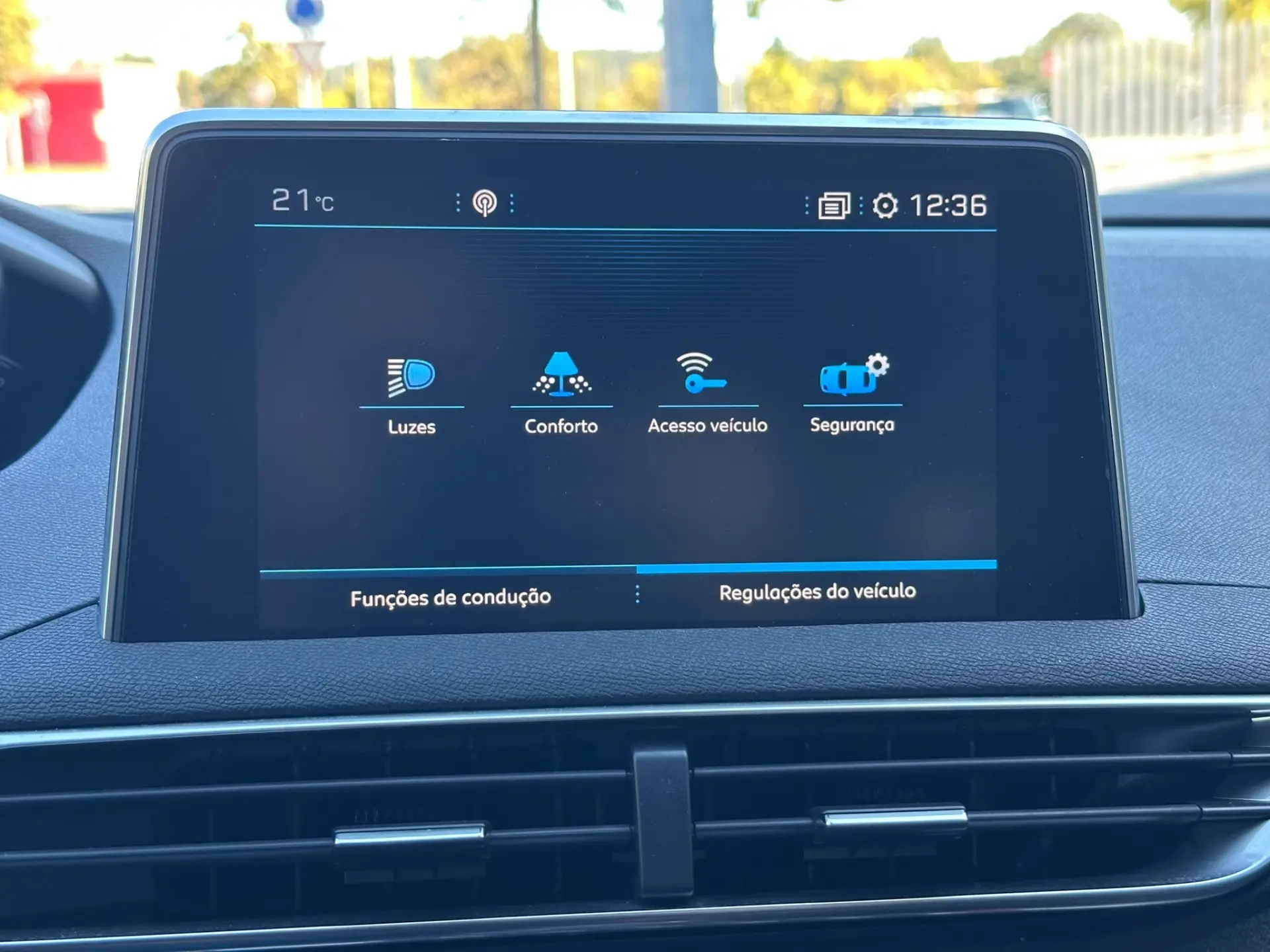 Peugeot 3008 PureTech 130 Stop & Start GPF EAT8 Allure 31
