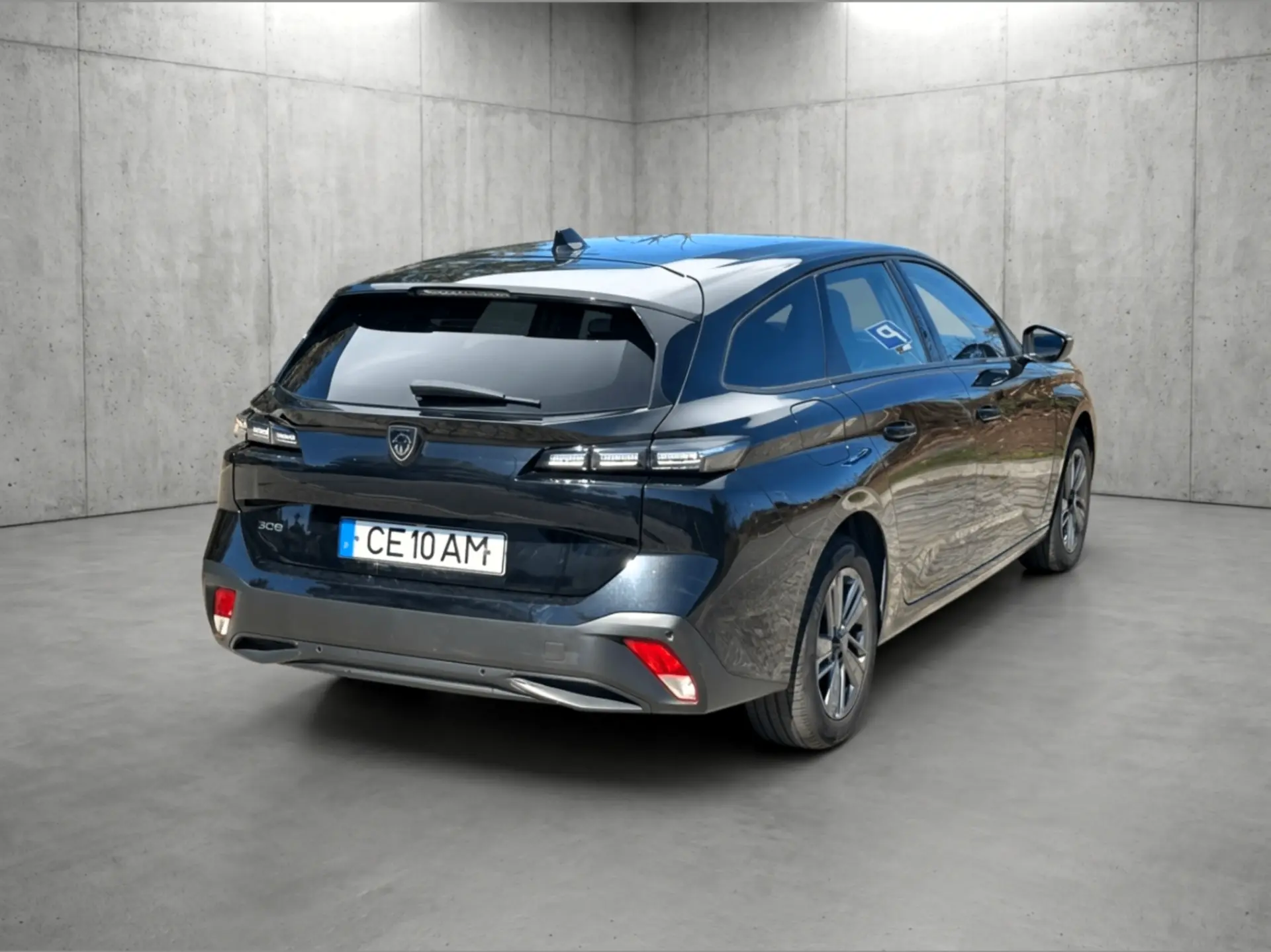 Peugeot 308 SW BlueHDi 130 EAT8 Allure 6