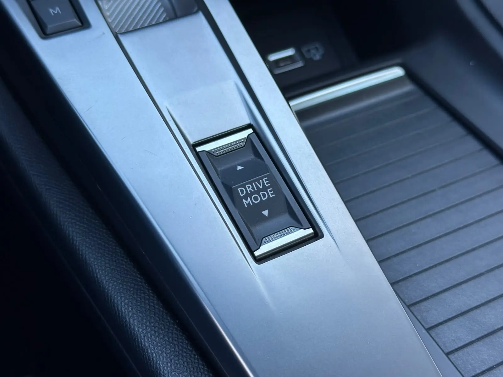 Peugeot 308 SW BlueHDi 130 EAT8 Allure 15
