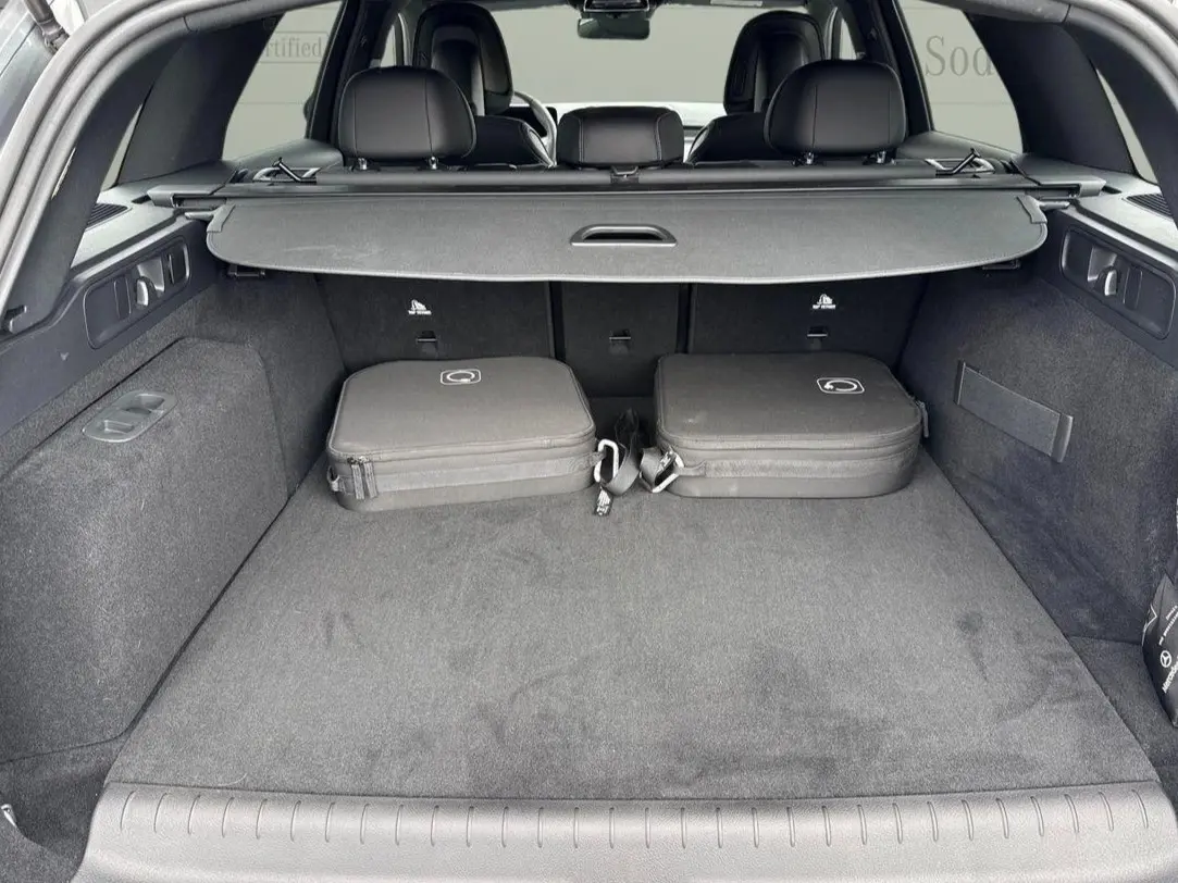 Mercedes-Benz C 300 e AMG Line 14