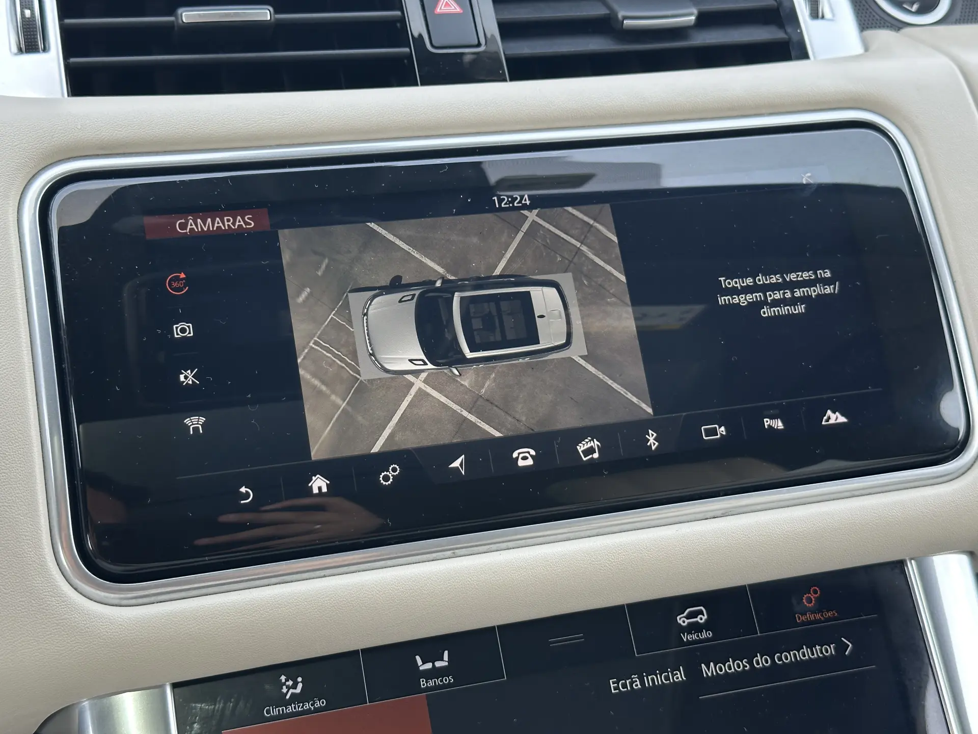 Land Rover Range Rover Sport P400e SE 36
